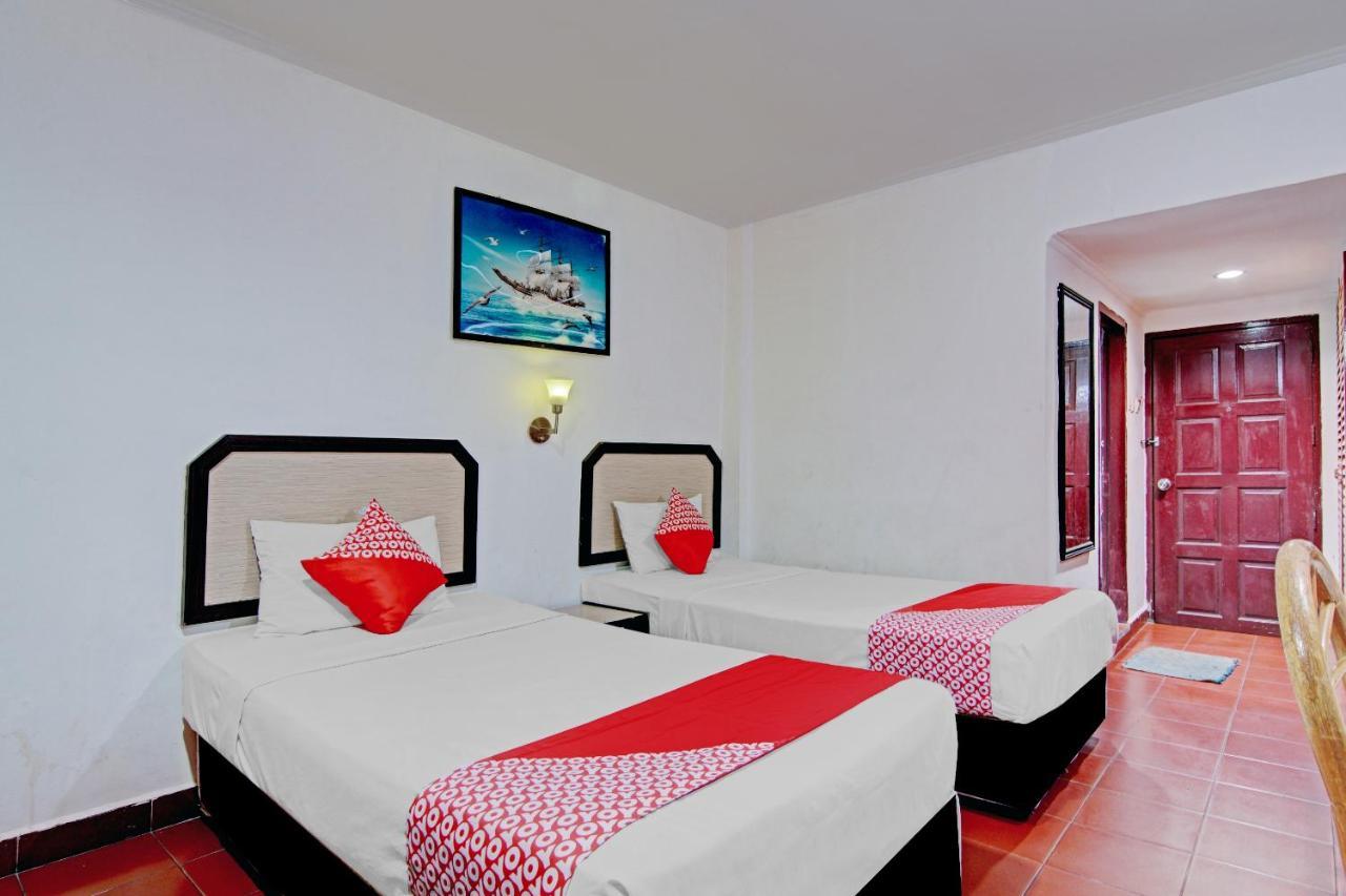 Oyo 90697 Hotel Wisata Dumai Exterior photo